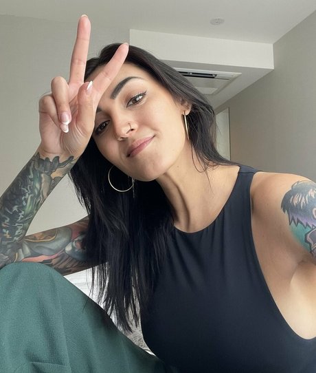 アマチュアディープスロートオンリーファンズ えろた ギャラリー