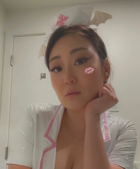 Momochanel ヌードモデル 写真