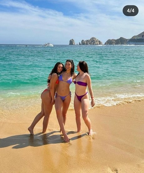 Otilia Danalache アートモデル 写真