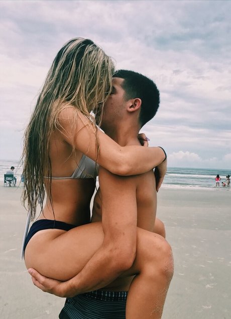 Jordan Lewis 最高のモデル 写真