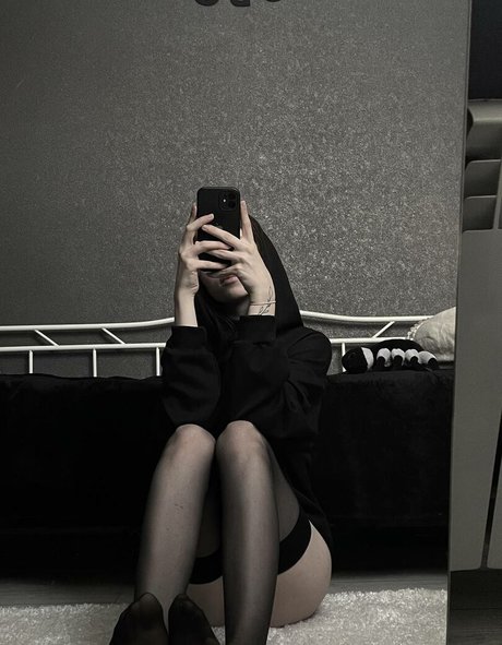 grystnayaanya アダルトモデル 写真