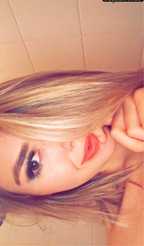 セクシーな妻オンリーファンズ アートポルノ 写真