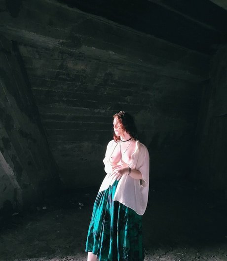 alicenudes 完璧なポルノスター 写真