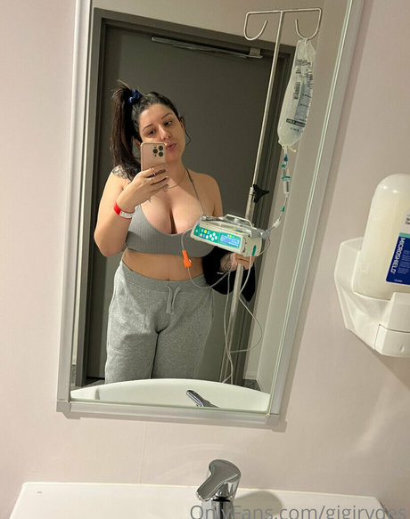 アナルファックオンリーファンズ ポルノグラフィック 写真