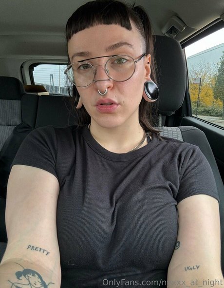 最もホットなティーンオンリーファン ポルノ 画像