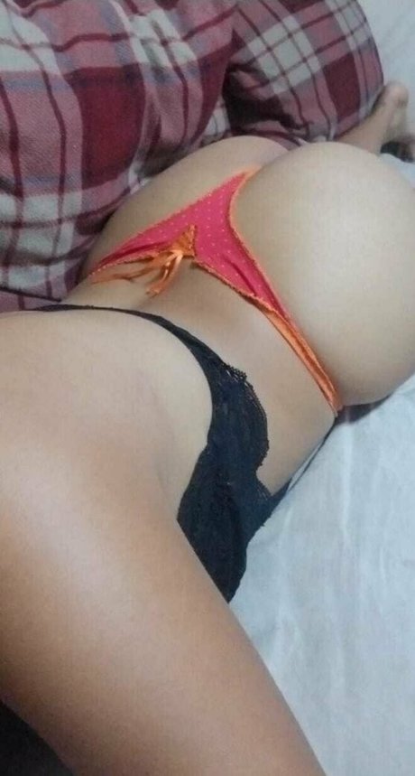 angelesavilez セックス女優 写真