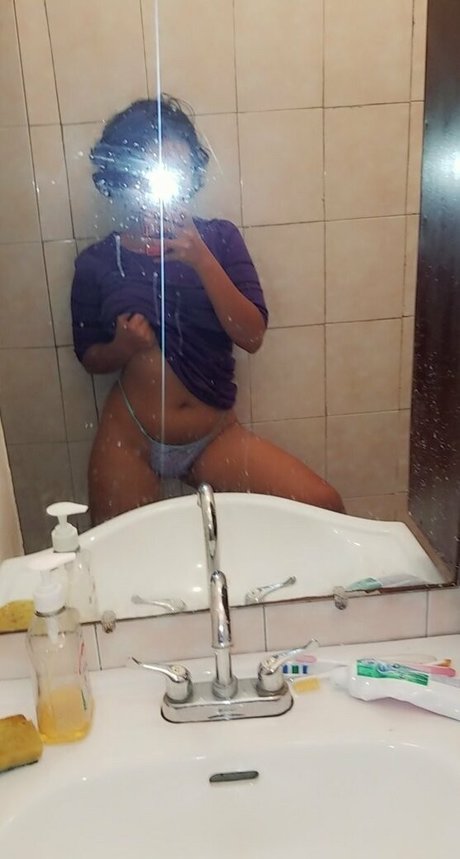 黒人のオンリーファンズ アダルト 写真