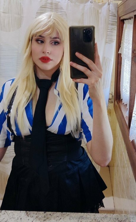 ミラーセルフィーオンリーファンズ 美しいxxx 写真