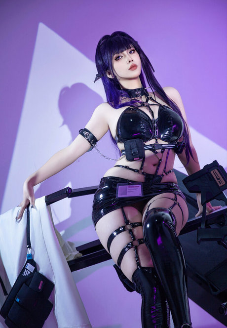 JOI オンリーファンズ トップ 写真