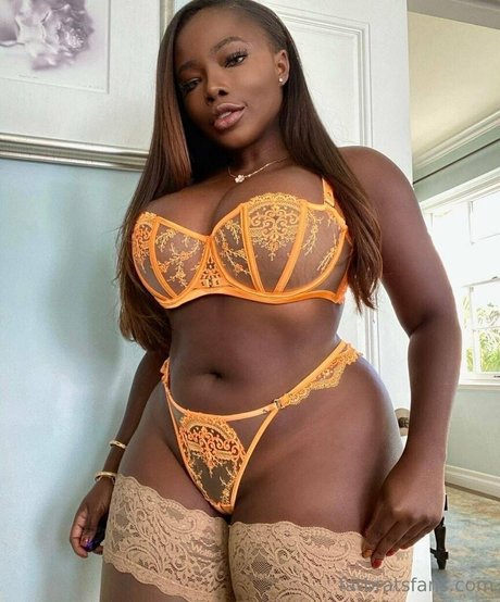 アナルオーガズム オンリーファンズ 無料ポルノ 画像