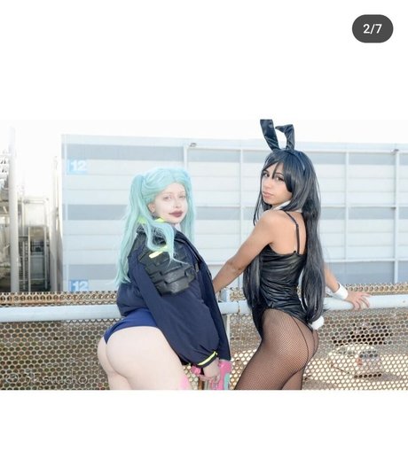 Momosharkk ポルノスター 可愛い 写真