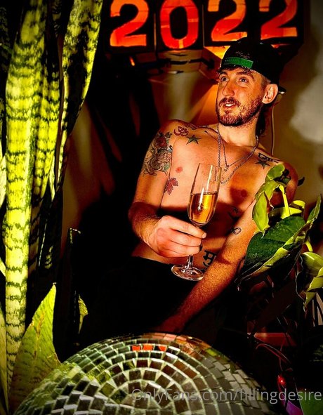 オイルを塗った巨乳オンリーファンズ 可愛い アーカイブ