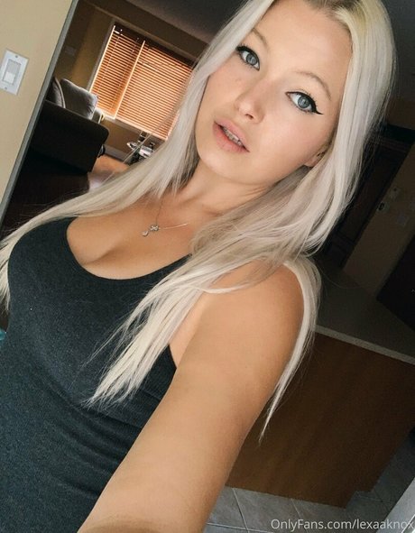 指マン 潮吹き オンリーファンズ ホットxxx 画像