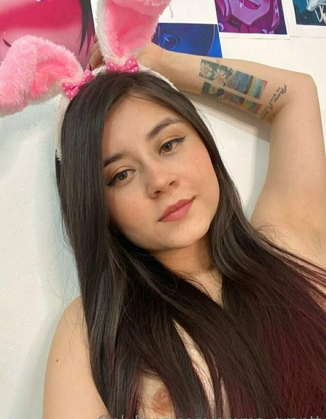 grant emma ヌードスター 写真