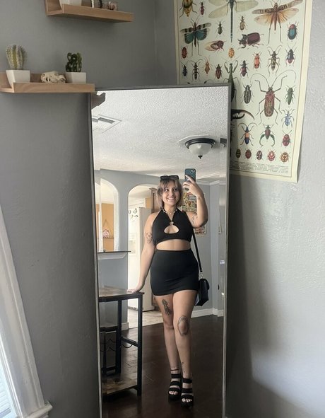 AIガールフレンドオンリーファンズ アダルト 写真