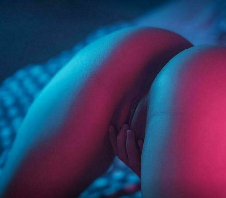 金髪のホットな妻オンリーファンズ ベスト 画像