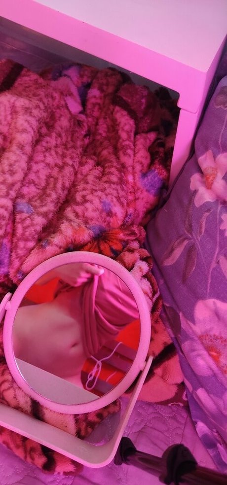 ayakamoe2910 HDモデル 写真