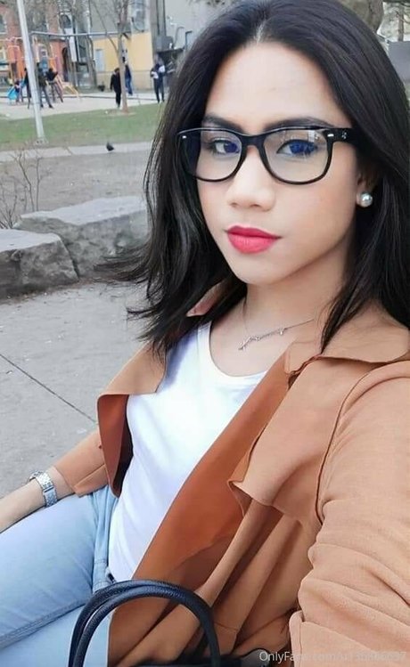 ayavonlee ヌードスター 写真