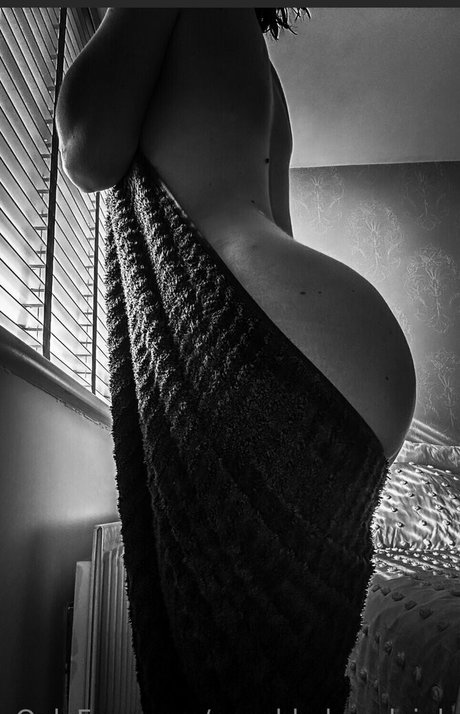 トランスティーンオンリーファンズ えろた 画像