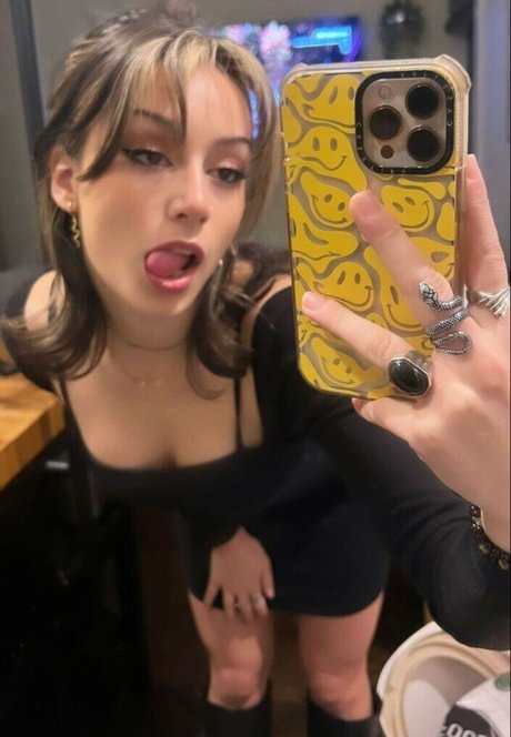 Serena Mello 高品質女優 写真