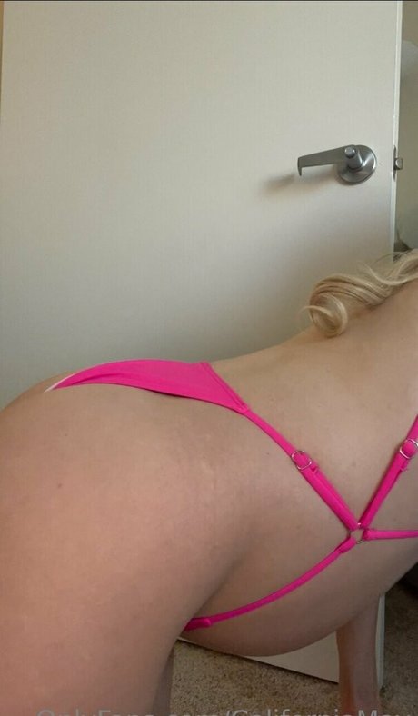 陸軍の熟女オンリーファンズ HD 写真