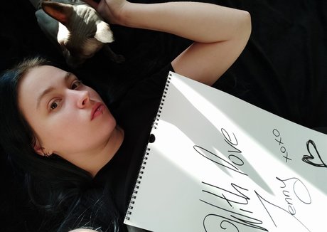 ぽっちゃりティーンオンリーファンズ 可愛い 画像