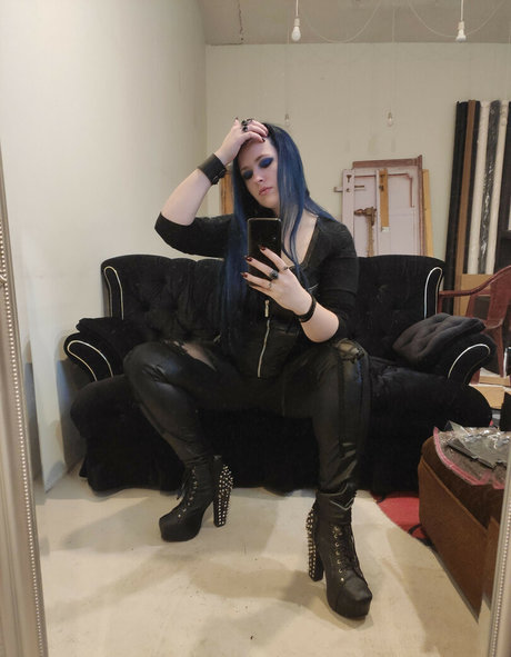 asmr 足 オンリーファンズ 無料 画像