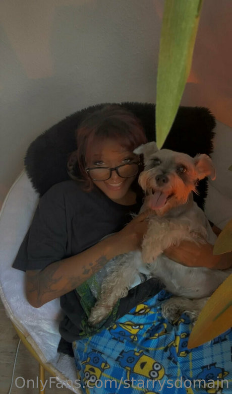 巨尻オンリーファン セクシーヌード 画像