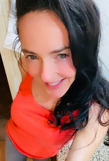 ティーンウェブカメラオンリーファンズ 裸 写真