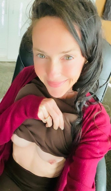 ダウンオンリーファン 美しいxxx 写真