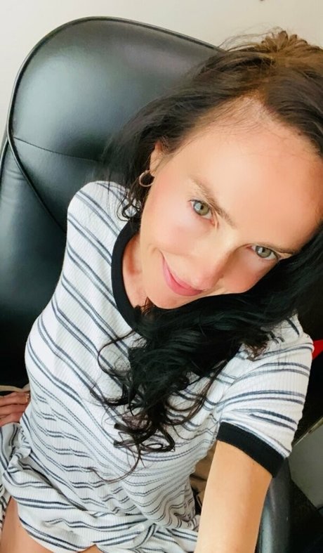 lilrosiedoll 素敵なモデル ギャラリー