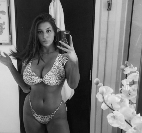 アジアの無料オンリーファンズ 無料エロ 画像