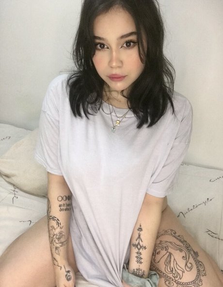 nina celli ホット女優 画像