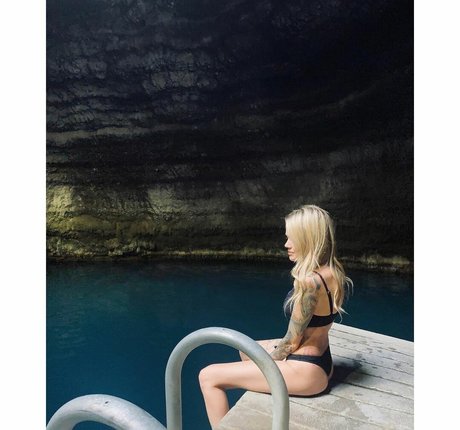 ohioliz アダルトモデル 画像