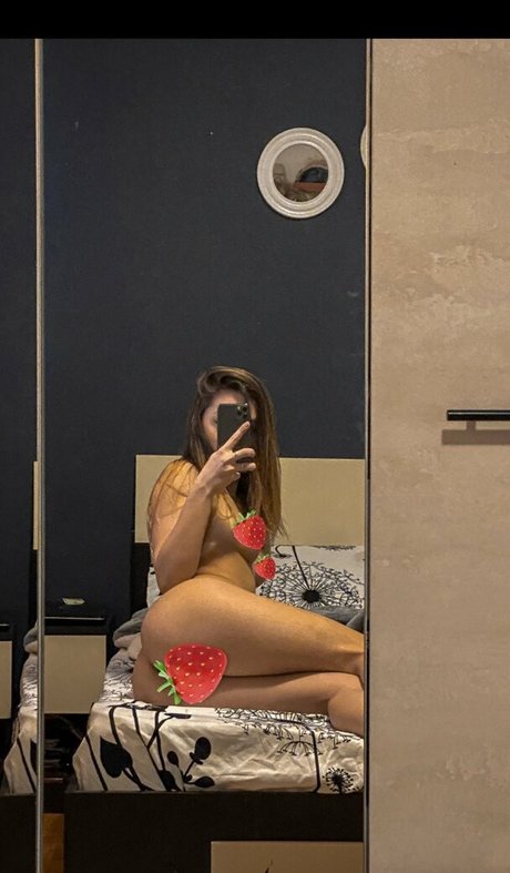 Littlecupcakee ヌードモデル アーカイブ