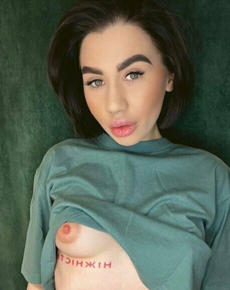 精子オンリーファン セックス 写真