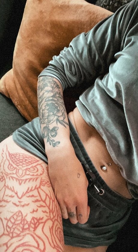 smusa ヌードモデル 写真