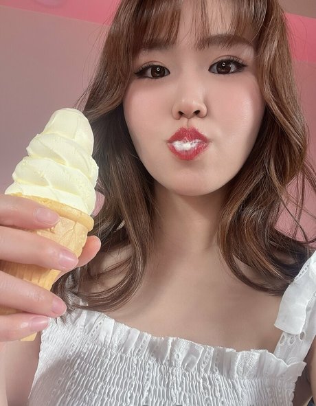 異人種間XXX オンリーファンズ セクシーヌード ギャラリー