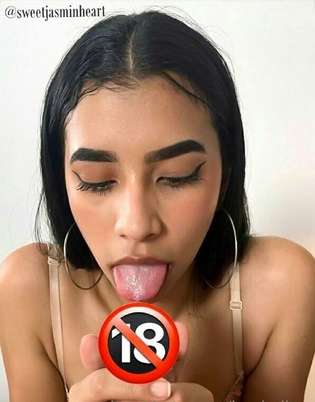 熟女のおっぱいオンリーファンズ 美しい 写真