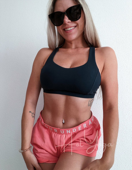 アマチュアファックオンリーファンズ 無料 画像