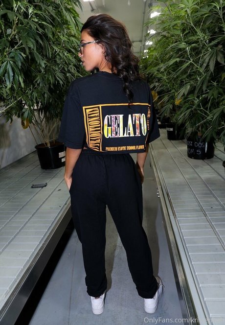 kristenheh アートモデル 写真