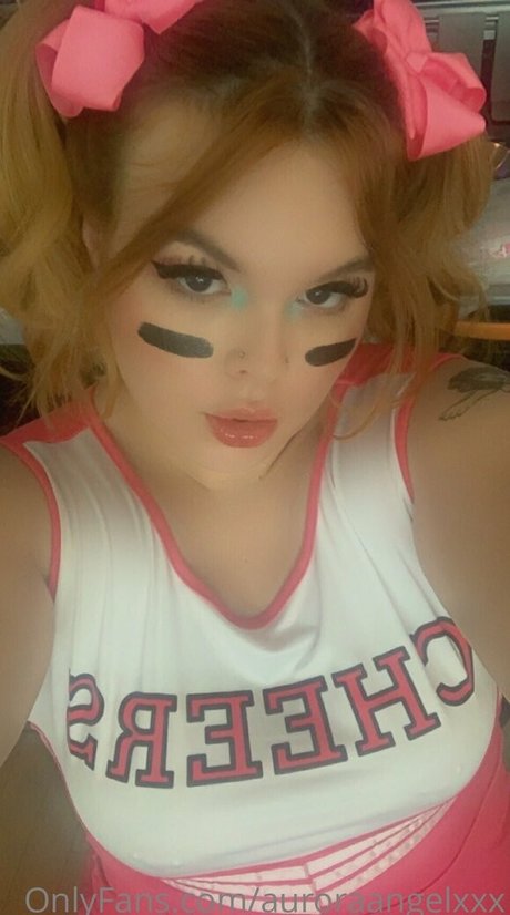 足 マンコ オンリーファンズ アートヌード 写真