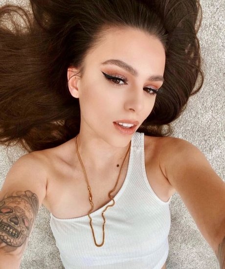 Cher Lloyd HD女優 写真