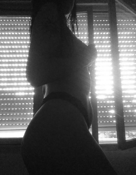 laraxxxb 美しいモデル アーカイブ