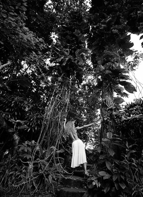 金髪の筋肉オンリーファンズ えろ ギャラリー