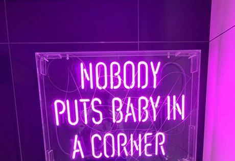 seannababe 最高のモデル 写真