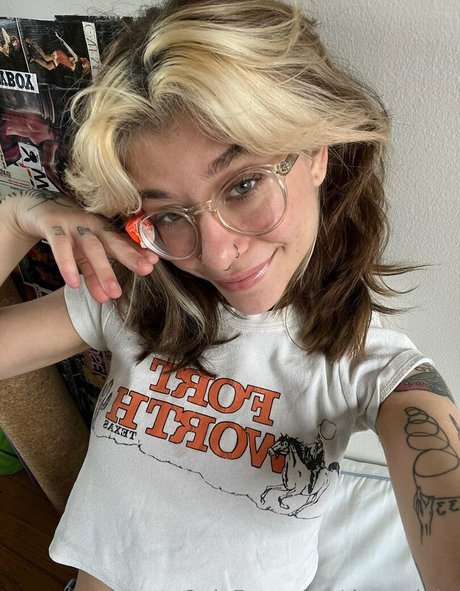 data night セックスモデル アーカイブ