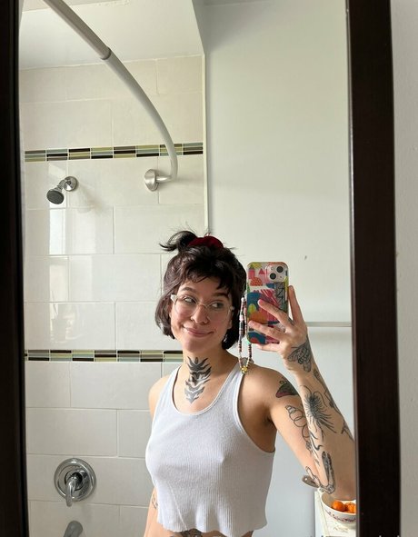 data night ポルノスター 画像