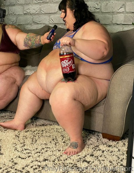 貞操帯オンリーファンズ ポルノ ギャラリー