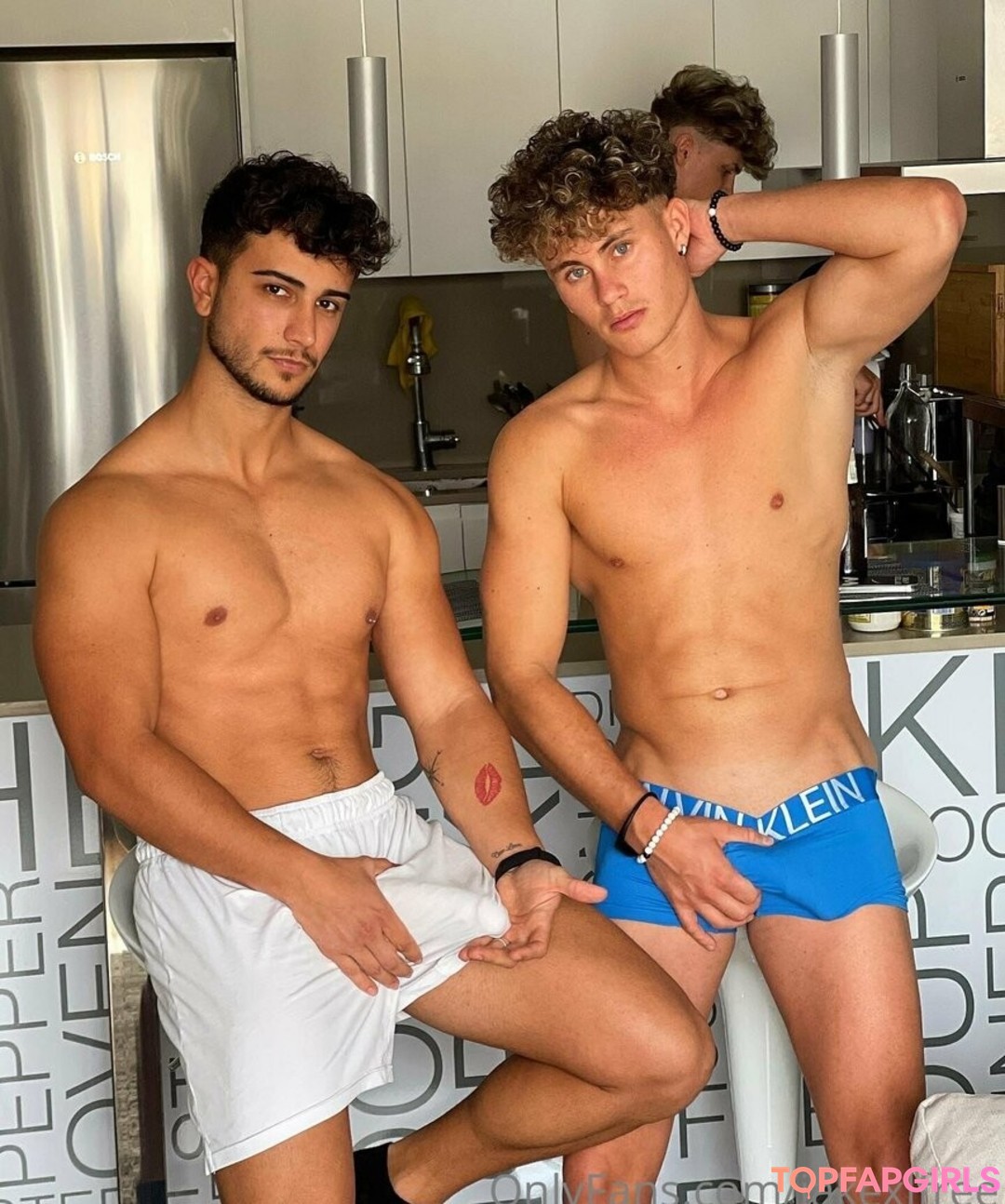 スキニーモデルオンリーファンズ xxx 写真